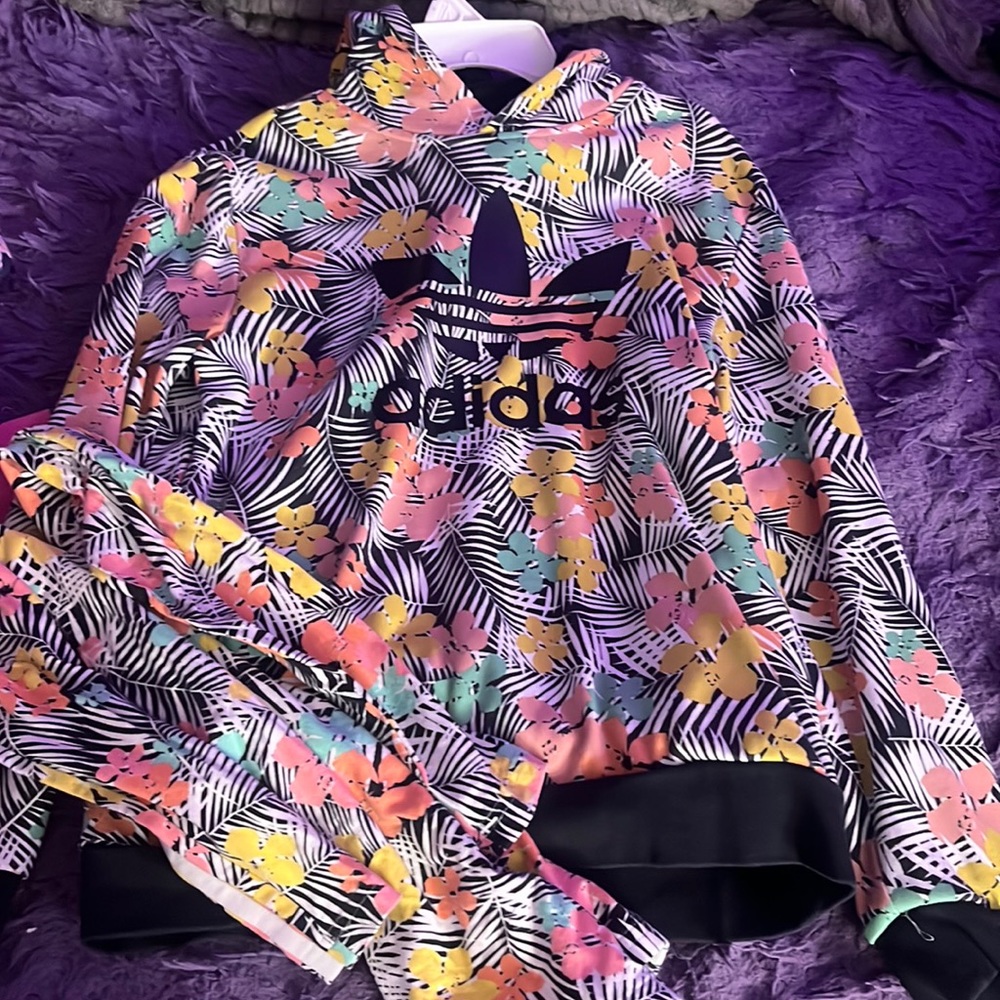 Girls adidas outfit